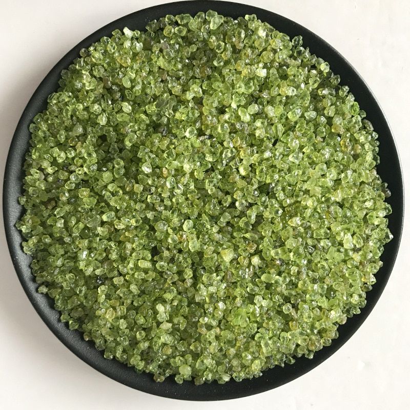 Natural Peridot Olivine Quartz Crystal Stone Rock Chips Lucky Healing natural stone mineral Health Decoration Furnishing article