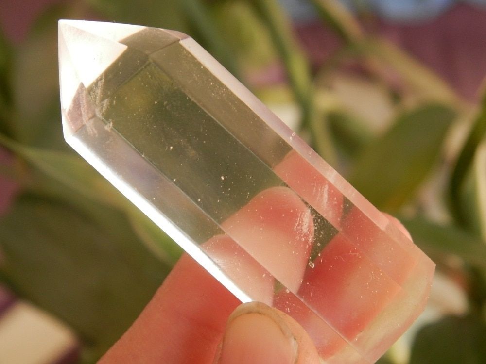 2pcs Very low prices white SMELT QUARTZ CRYSTAL WAND POINT HEALING
