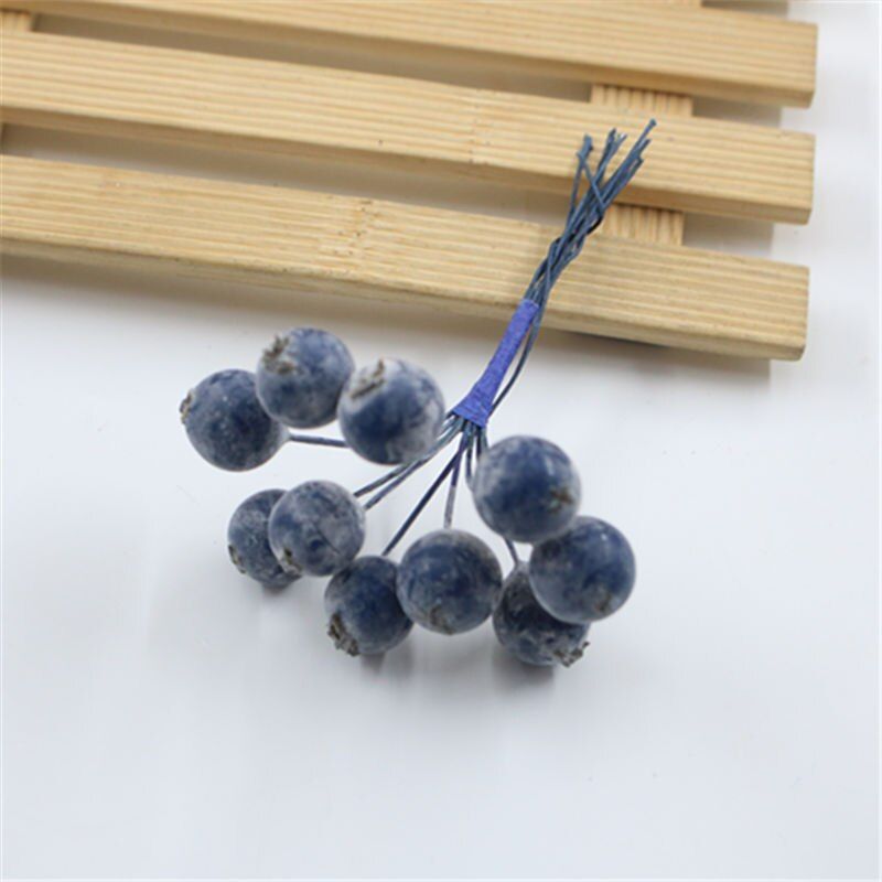 10 small bunches of artificial fruit berry head Christmas decoration DIY candy gift box red scrapbooking cherry bouquet