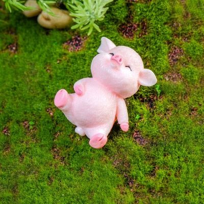 1 Piece Cartoon PiPig Naughty Cerdo Australia  Doll Toy Model Statue Figurine Ornament Miniatures Home DIY