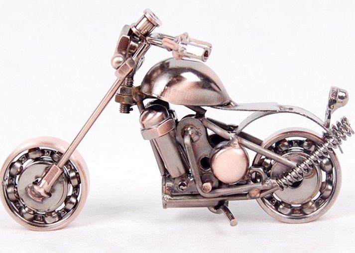 14cm Motorcycle Model Retro Motor Figurine Metal Decoration Handmade Iron Motorbike Prop Vintage Home Decor Kid Toy