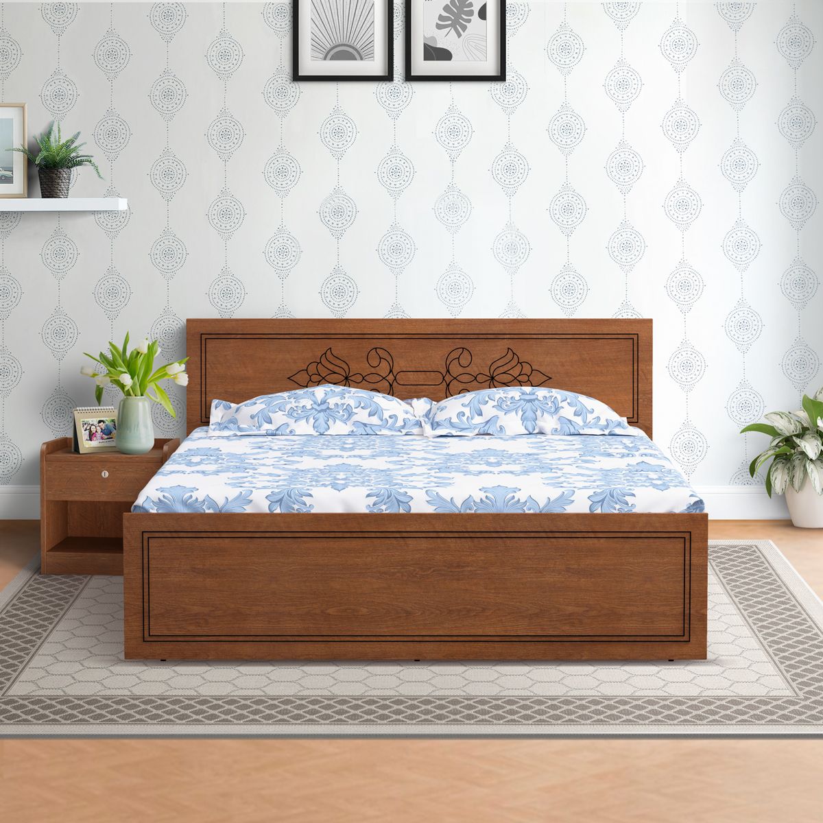 Engineered Wood Modern Bed Lacquer Polish Best Quality (Model: BED108)