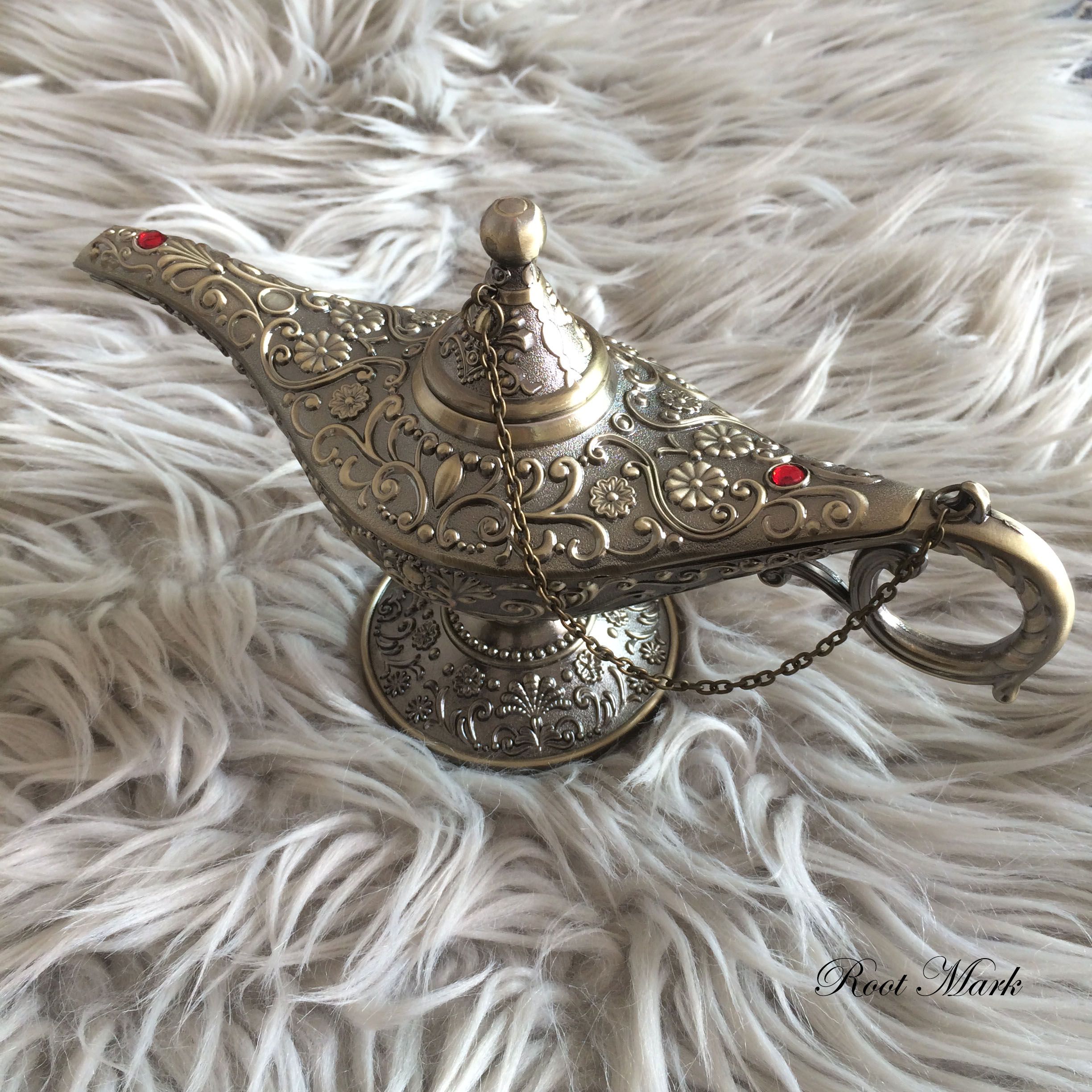 Metal Carving Aladdin Lamp Statue Aluminum Alloy Home Decoration Collection Save Collection Art Craft Gift
