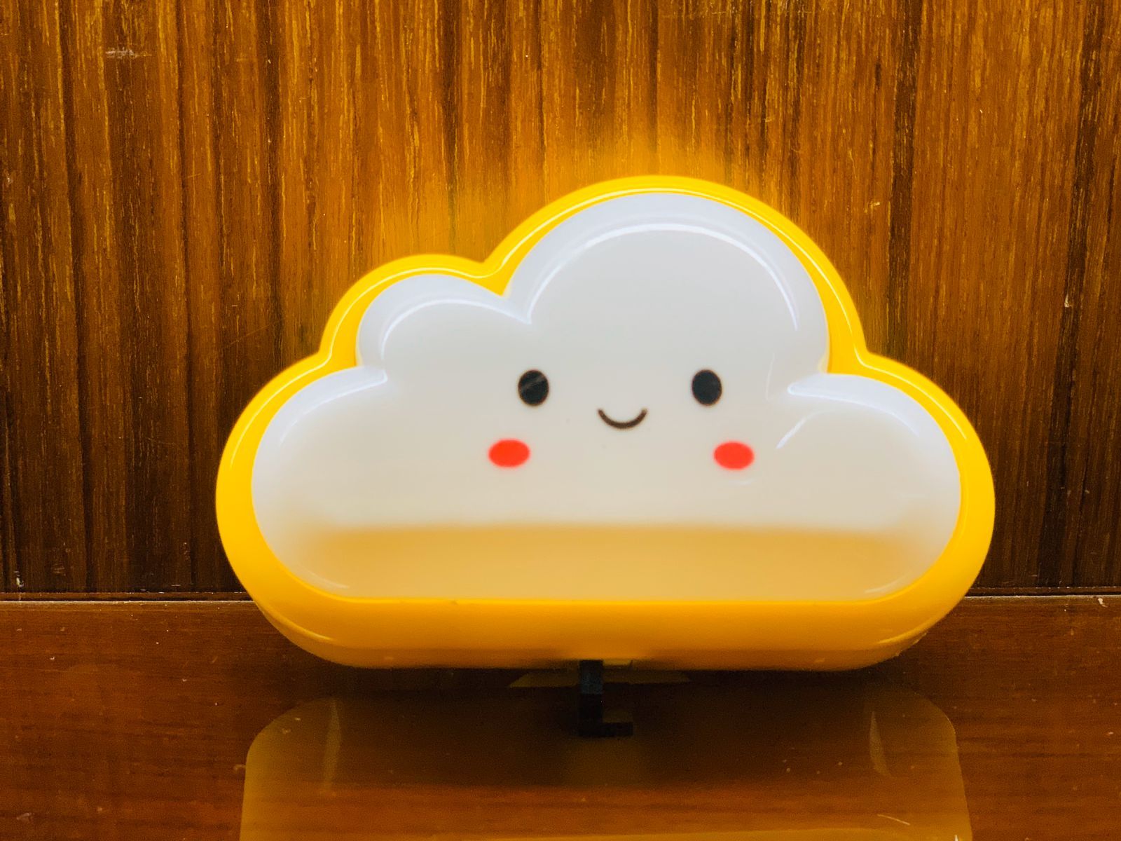 Beautiful Cloud Shape Night Light, LED DIM Light, Energy Saving Cartoon Night Light, Multi color Cloud