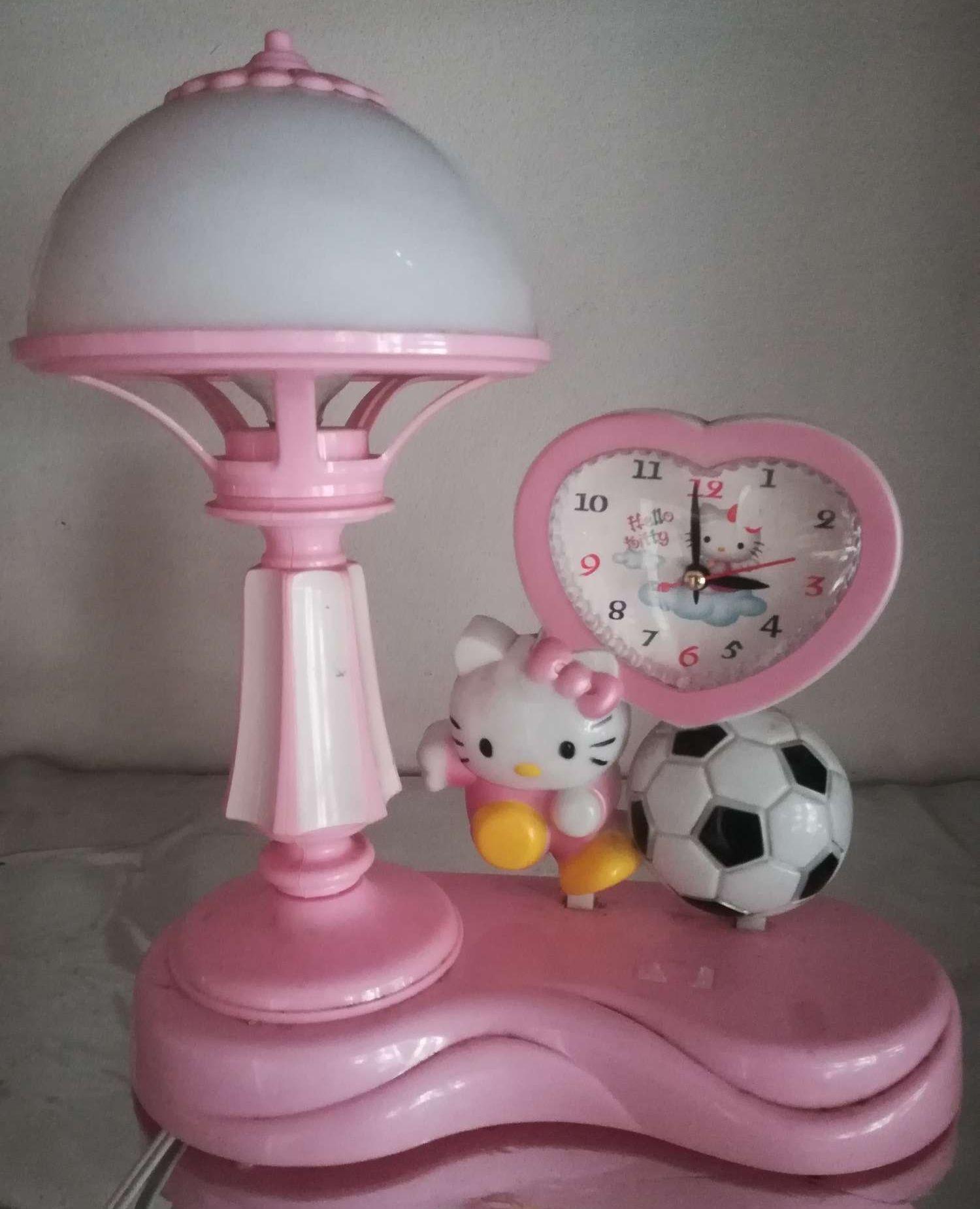 Hello Kitty Showpiece Watch Alarm With Light