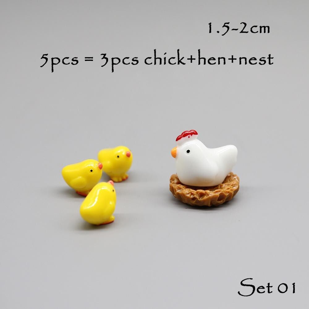 5pcs/set Fairy Garden Cartoon Ornaments Resin Craft Gift ChristSanta Snowflake Snowman Miniature Figurine Accessories