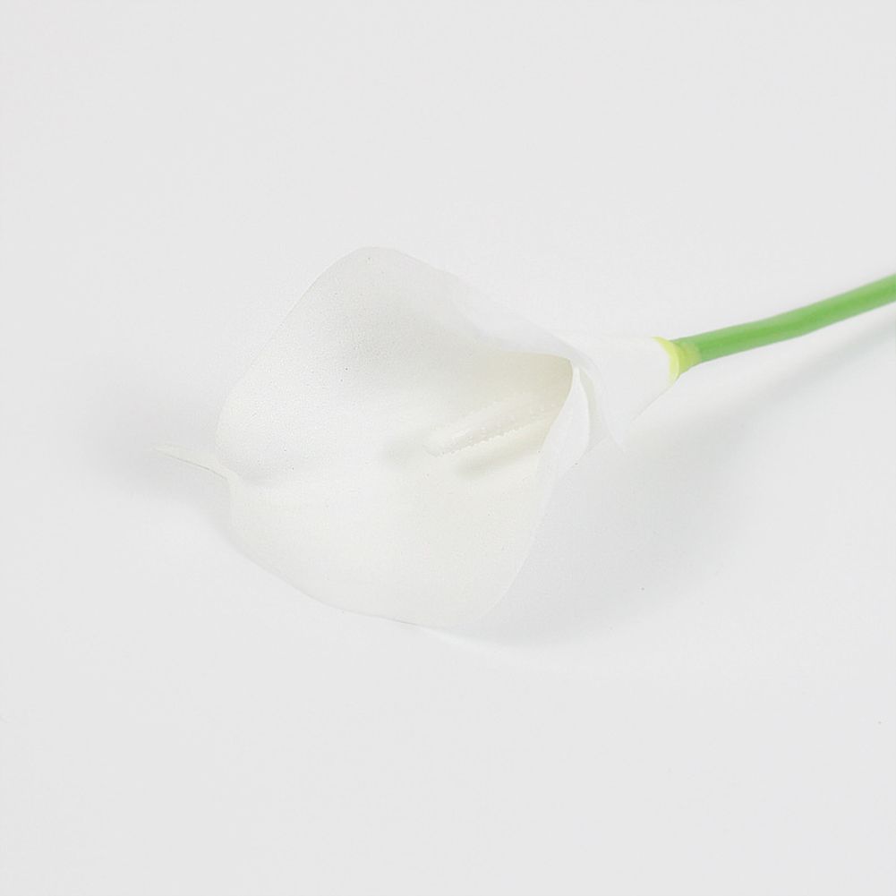 Yfashion Calla  Lily  Ornament Artificial  Flowers Decoration For Household Wedding grahp Props color:Light blue