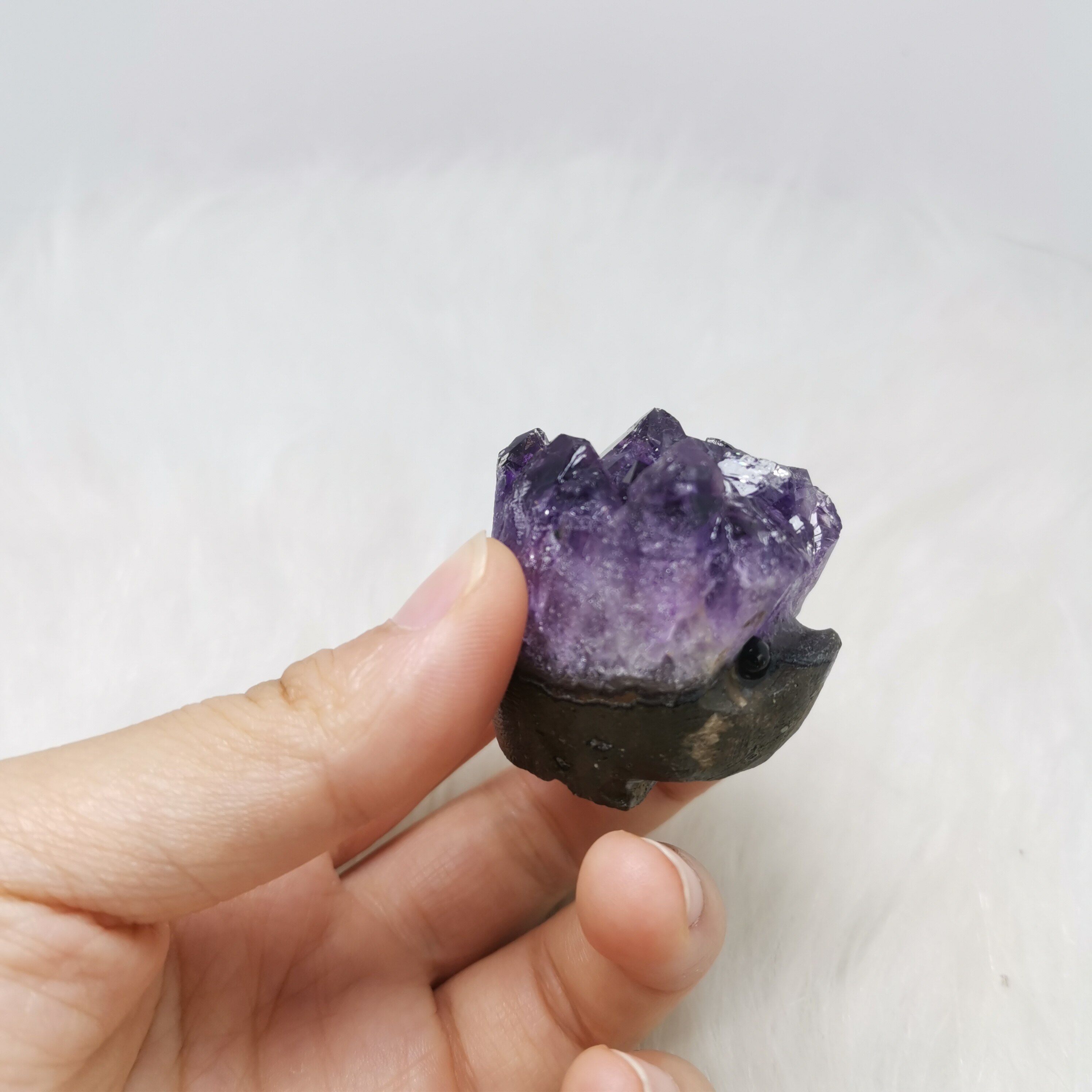 cute drop shipping Natural amethyst quartz Crystal gemstone hedgehog reiki healing chakra hand carved rough rock crystal gift