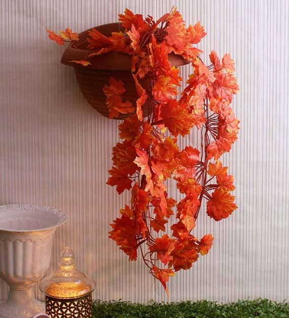 Artificial Creeper Wall Hanging (Orange)
