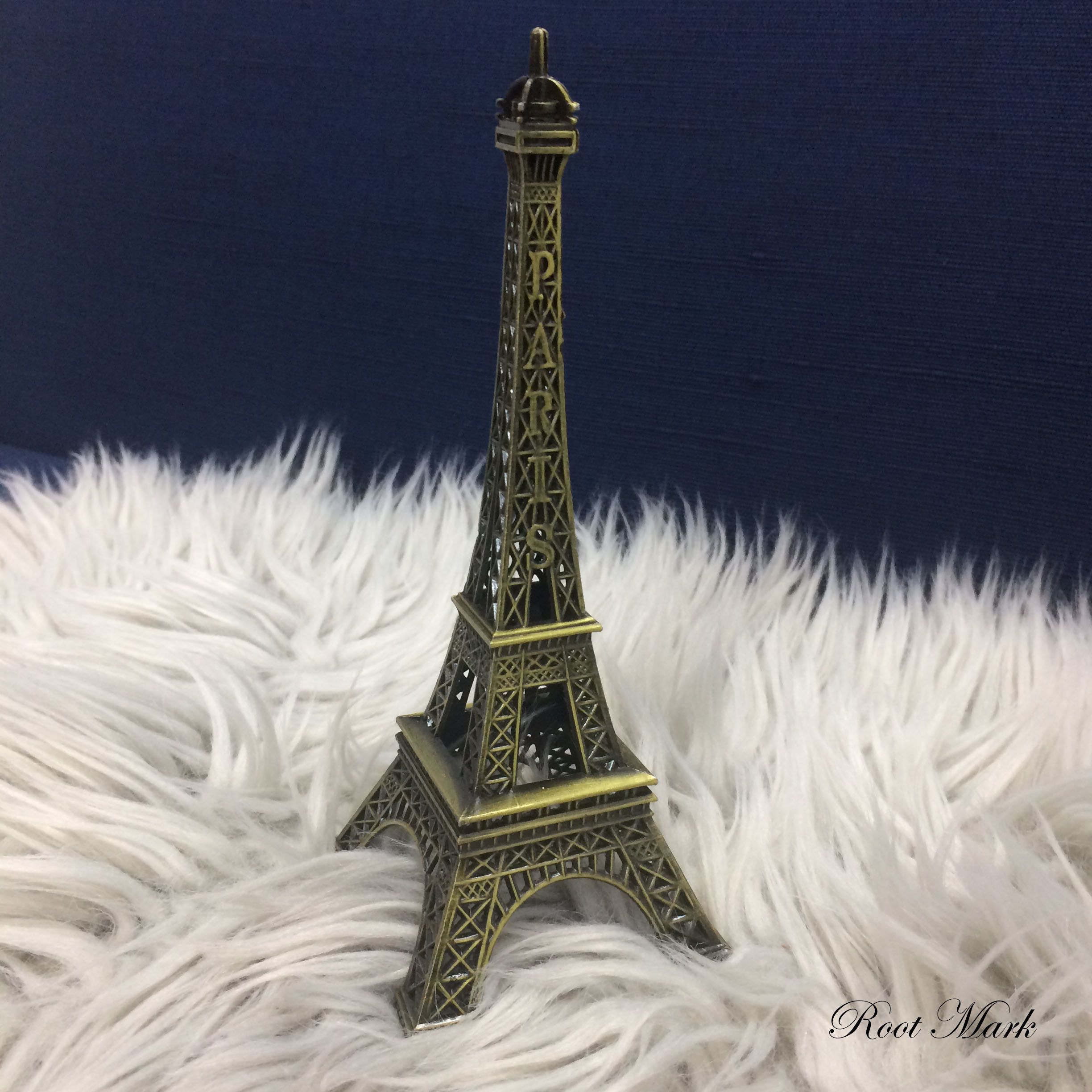 Paris Eiffel Tower Metalic Showpiece