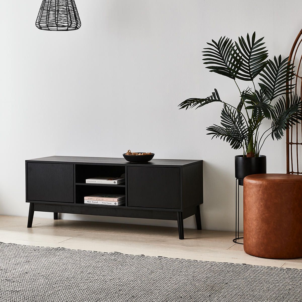 Thorne Entertainment Unit - Black