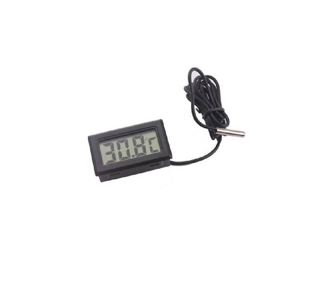 Digital Thermometer for Temperature Measurement 