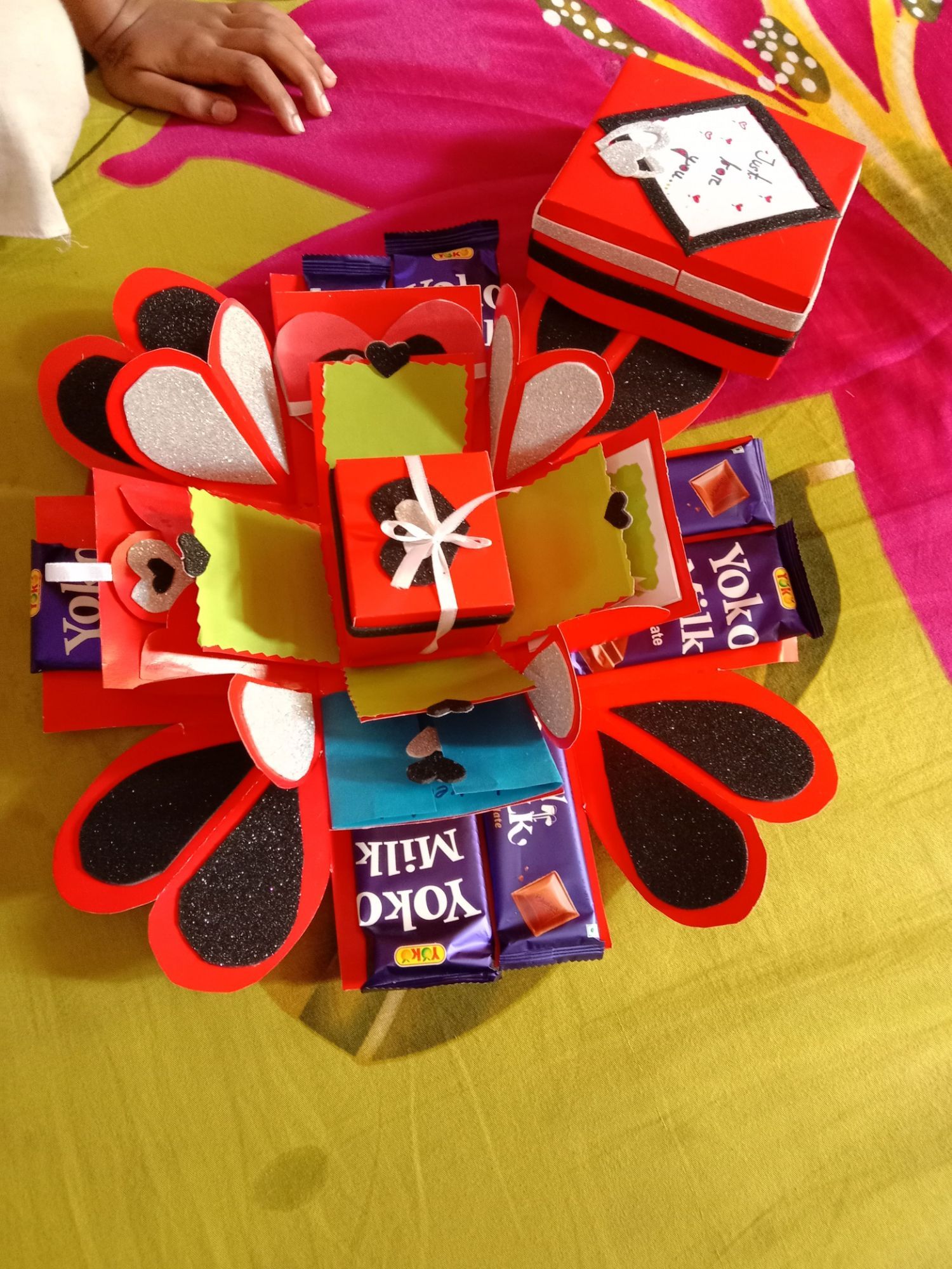 # Explosion Gift Box #