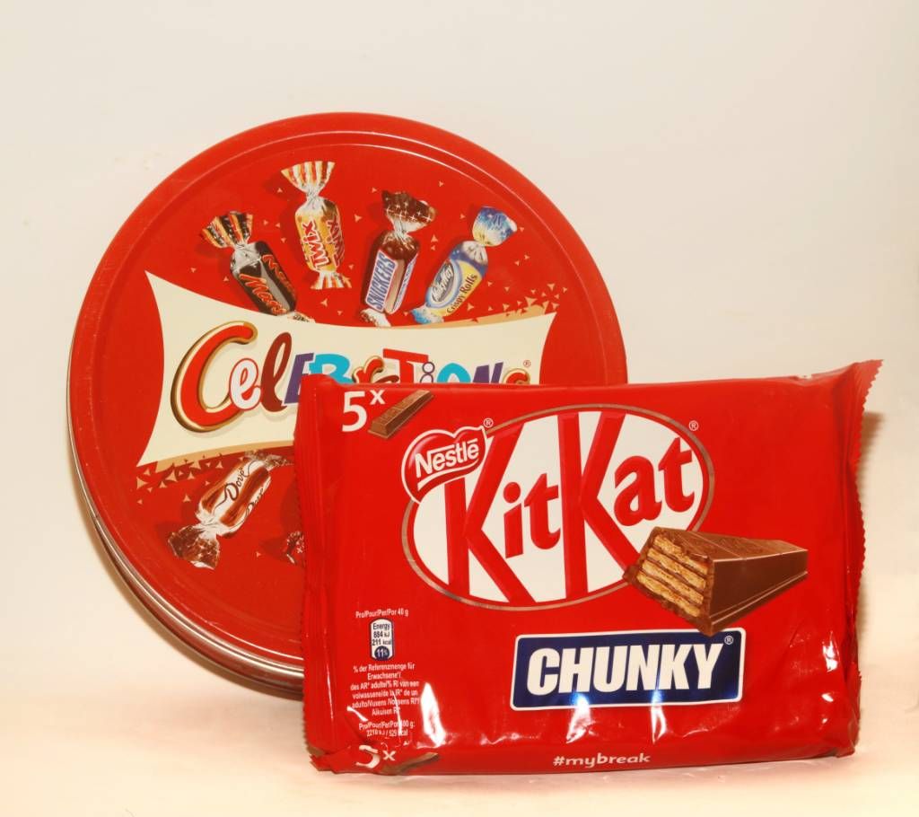 Celebration Gift bow & KitKat chunky 5x Chocolate France