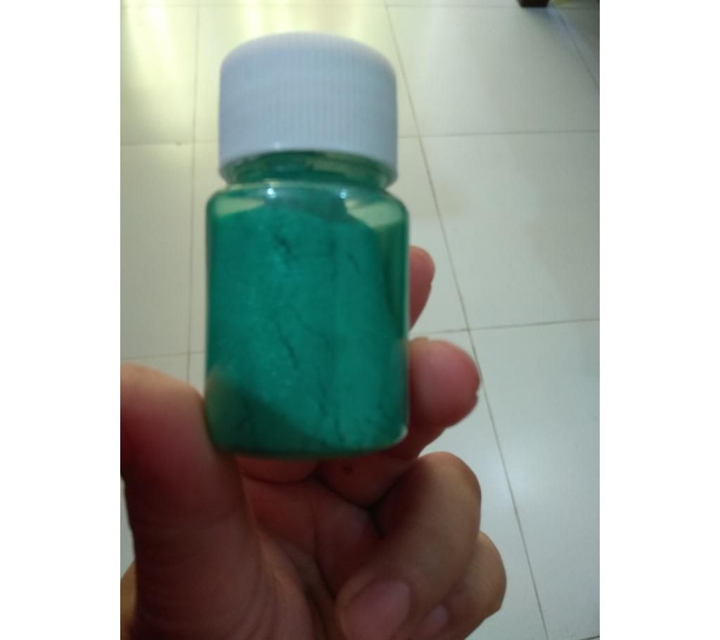 Fondant cake green dust color