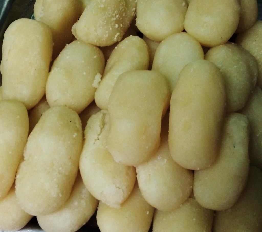 Chomchom 1 KG 