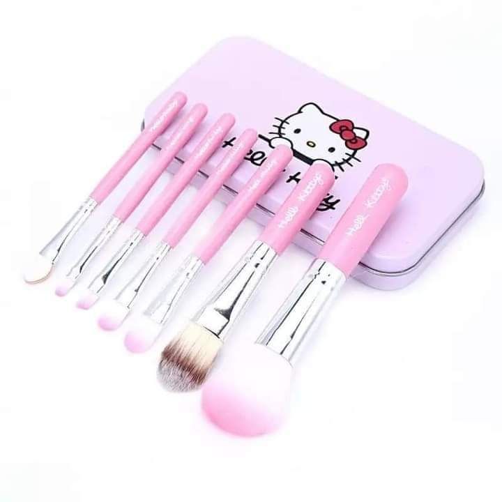 Hello Kitty Mini Brush Set 7in1