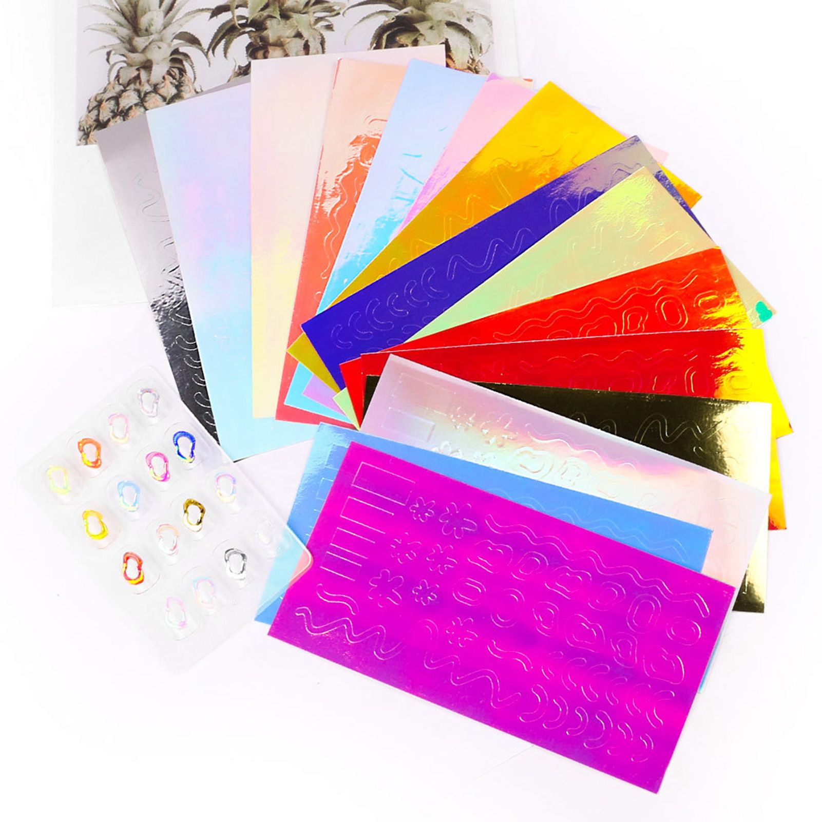 16Pcs/Set Nail Sticker Aurora Effect Vivid Images Colorful Manicure Art Stickers Ice Aurora Nails Seal for Female