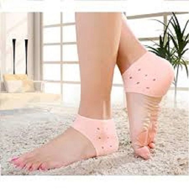 2pieces Heel Protector Protective Sleeve Heel Spur Pads for Relief Plantar Fasciitis Heel Pain Reduce Pressure on Heel-1Pair Heel Protective Pad Relief Plantar Fasciitis Silicone Cups Shoe Insert Invisible Soft Heel Cushion Reduce Pressure on Heel