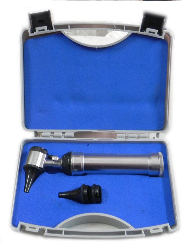 NSC Indian Otoscope high performance and rigid body Single attachement with free D Batteries Otoscope