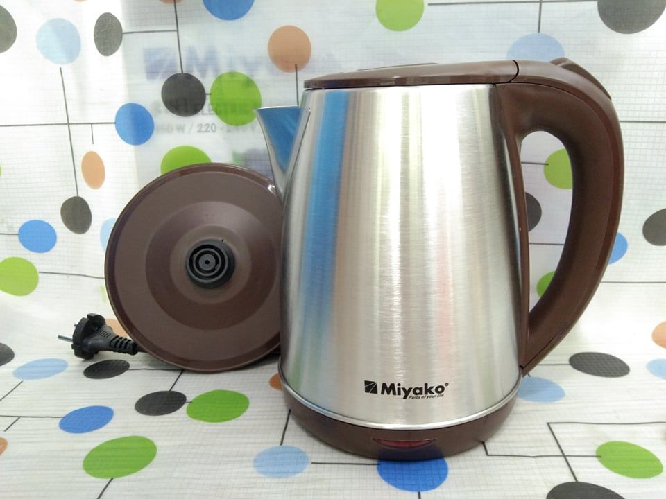 Miyako Electric Kettle 1.8 Litter,For Hot water,Hot Tea,Hot Coffee,Gift And Home Decoration.