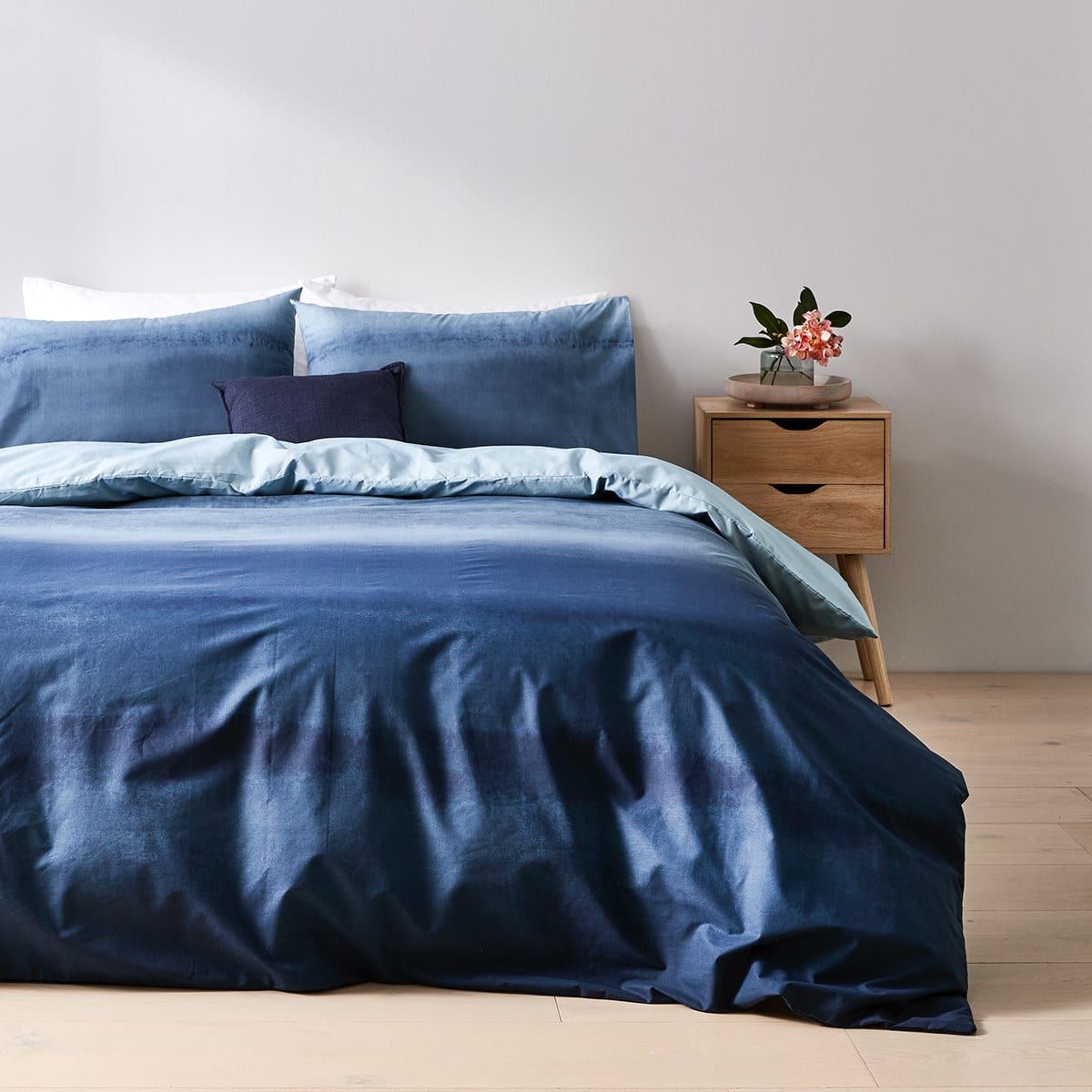 Ombre Reversible Quilt Cover Set - Single Bed