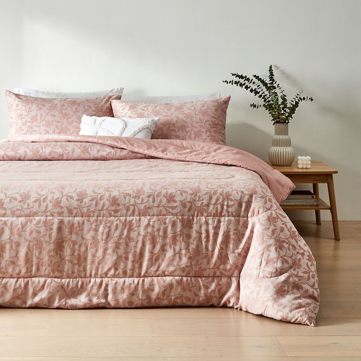 Kayla Comforter Set - Queen Bed, Pink