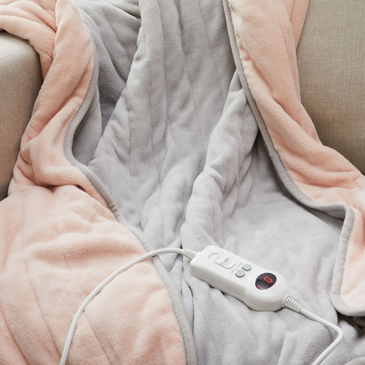 Heated Throw - Pink