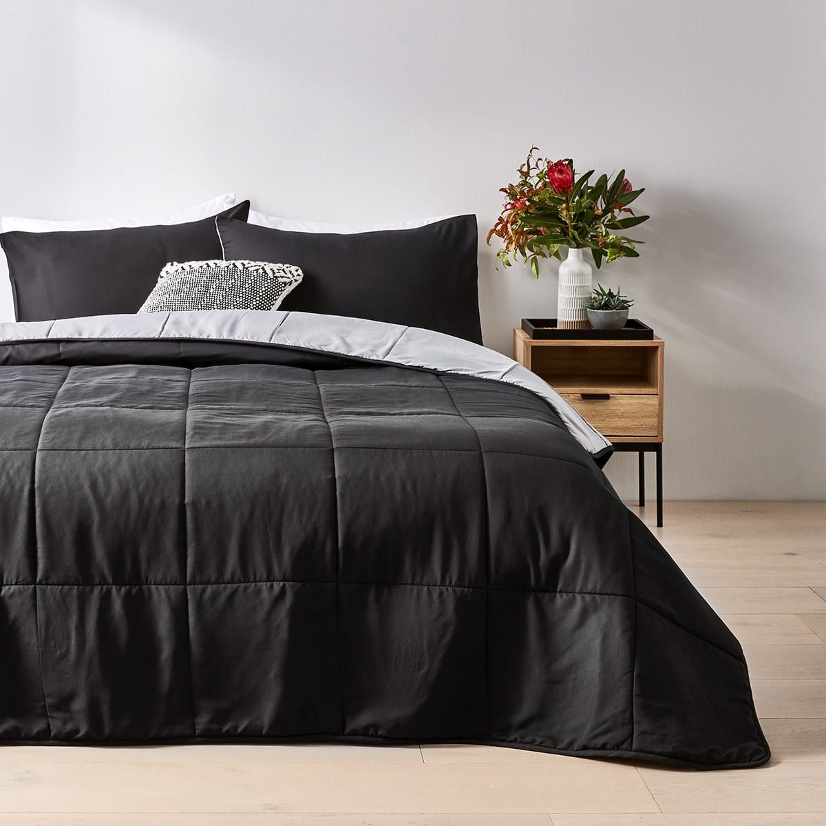 Reversible Comforter Set - Single Bed, Black