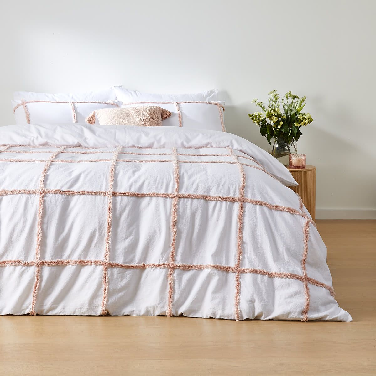 Honor Cotton Quilt Cover Set - Super King Bed, White and Pink