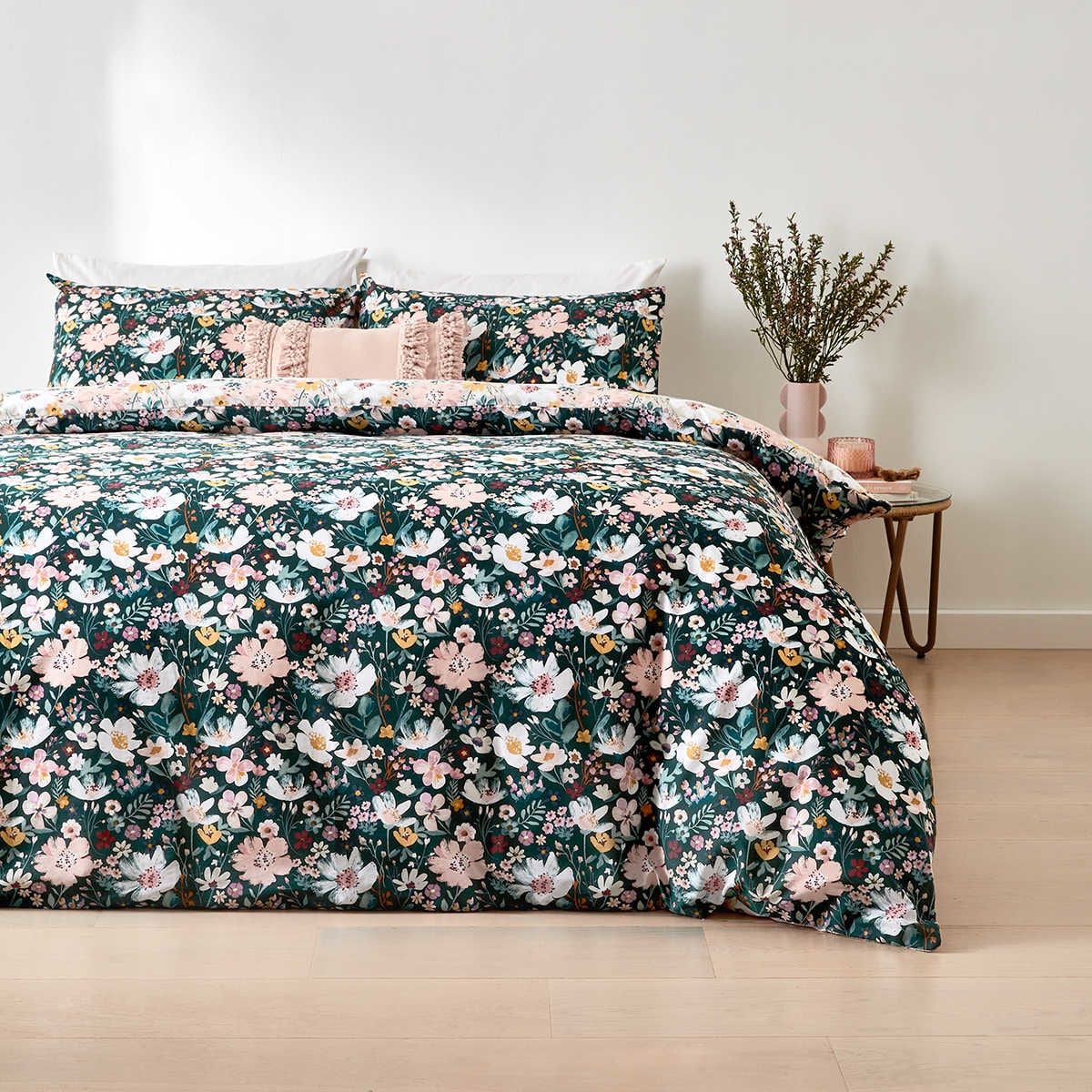 Calista Reversible Quilt Cover Set - King Bed
