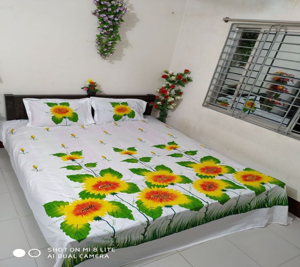 King Size Cotton Multi colors  Hand Printed Bed Sheet with Matching 2 Pillow Covers-1
