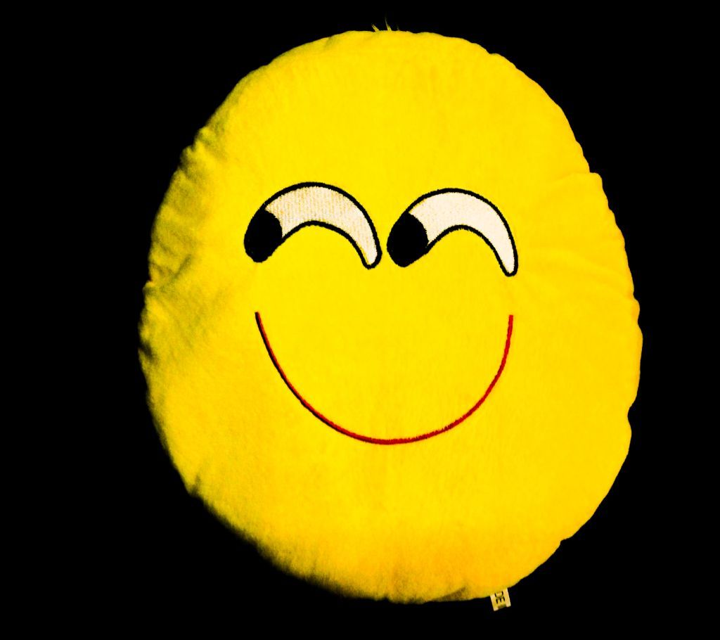 Emoji Smiley Emoticon Home Decor Yellow Round Cushion Stuffed Plush Soft Pillow Toy