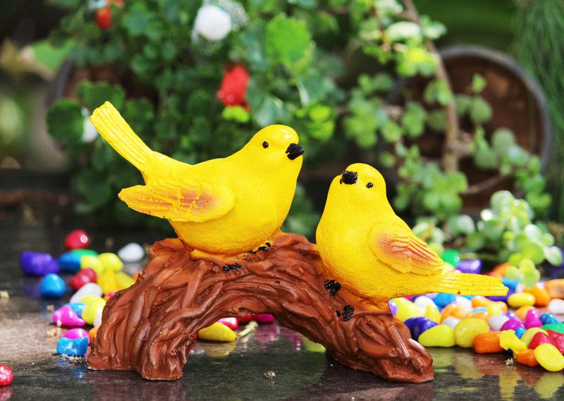 Flipkart SmartBuy Handicraft Love Birds Pair Statue Showpiece For Home Living Room|Table Decor| Decorative Showpiece - 12 cm  (Polyresin, Brown, Yellow)