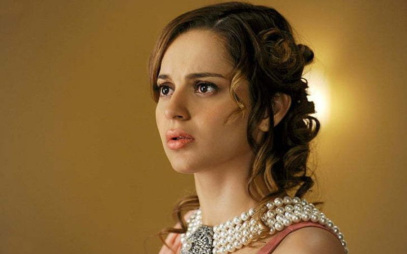 Actress Babe Bollywood Kangana Kanganaajay Devgan Bollywood Celebrity Matte Finish Poster Photographic Paper  (12 inch X 18 inch)