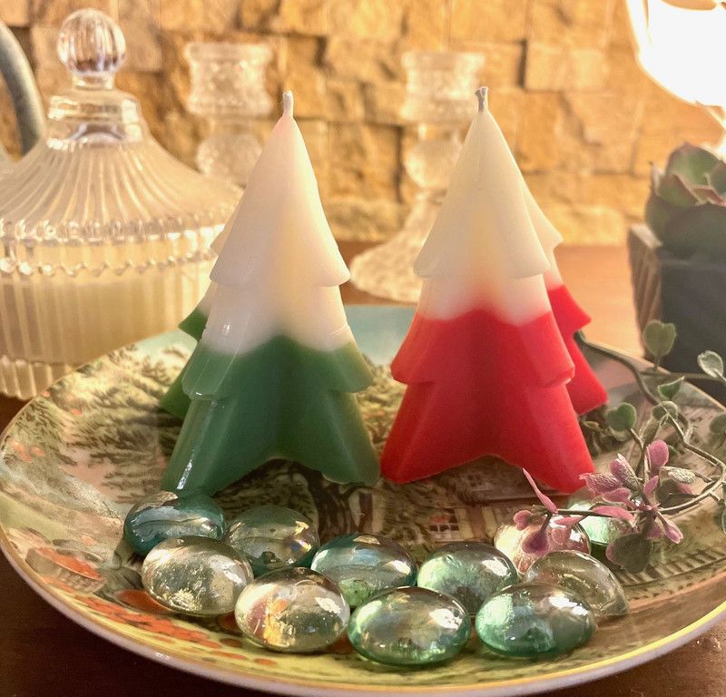 Smoak And Melt Christmas Tree Candle|Soy Wax Aesthetic Candle for Home Decor|2-Pack Candle  (Red, Green, Pack of 2)