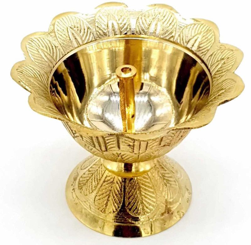 Metque Deep Brass Table Diya Brass Table Diya  (Height: 2.6 inch)