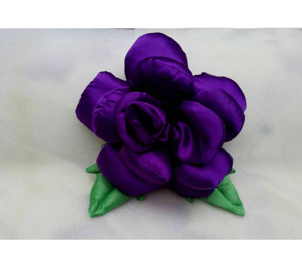 Flower shaped Cushion