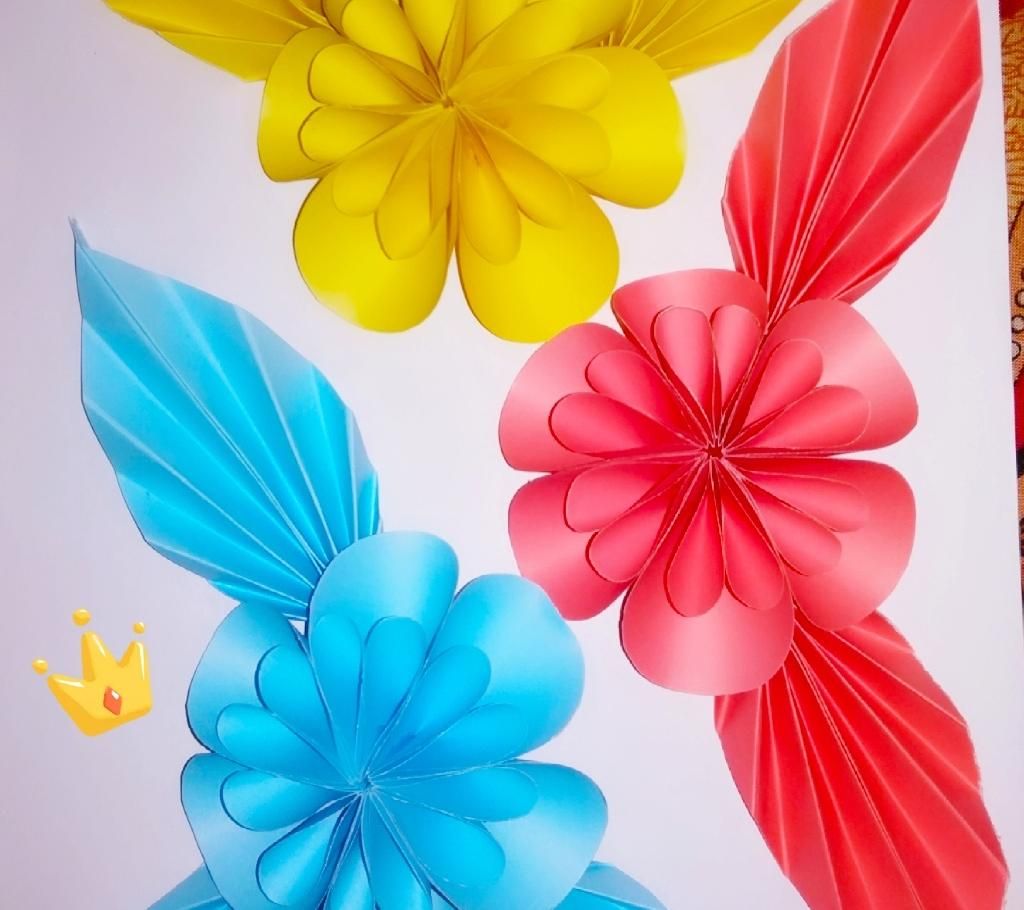 Paper Made Flowers Showpiece 