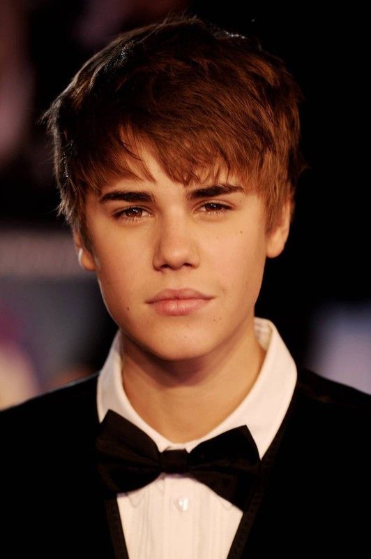 Poster Justin Bieber sl420 (Plastic Large Wall Poster, 36x24 Inches, Multicolor) Fine Art Print  (24 inch X 36 inch, Rolled)