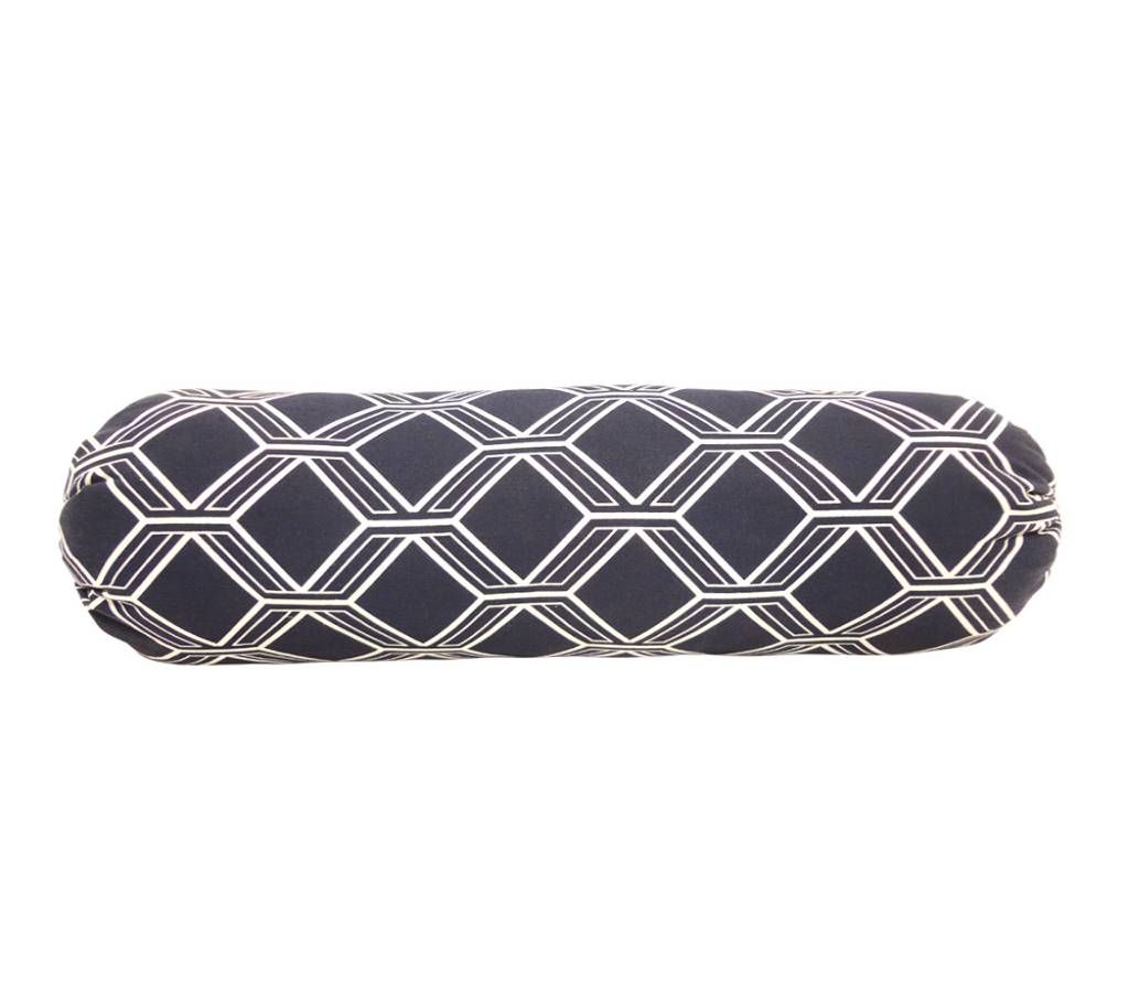 Side Pillow With Cover_21 x 18 Inch