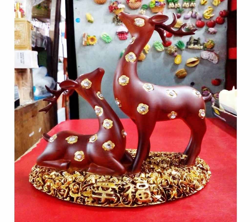 Fiber Deer with design with beautiful stone