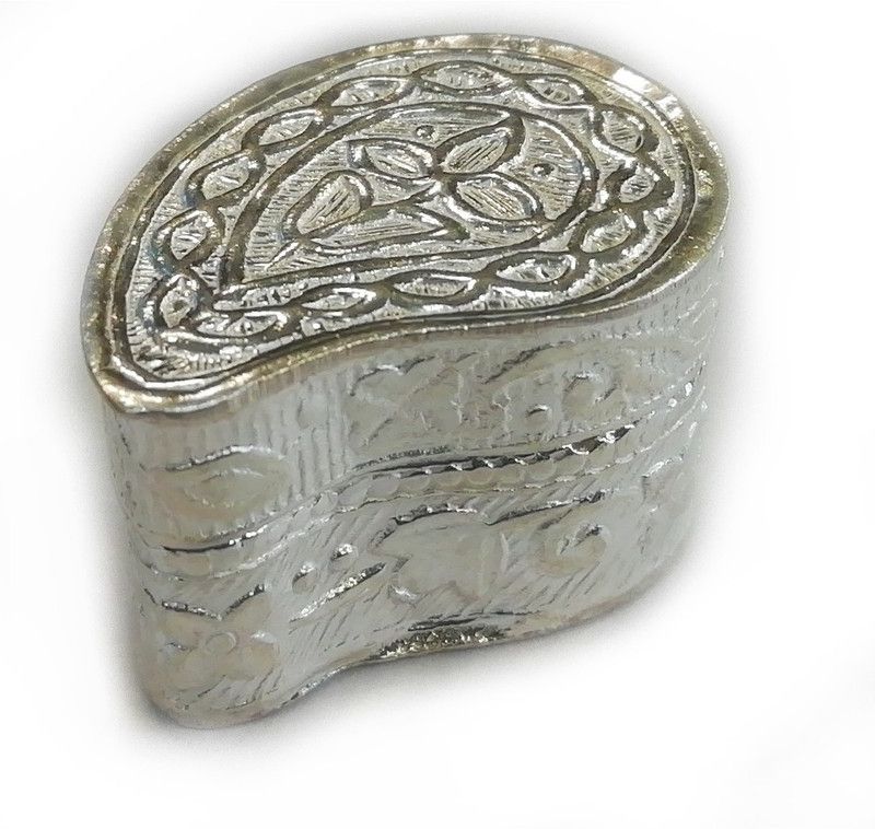Shree Jewellers Silver designer Sindoor box Small Size 2.5 x 1.7 cm Decorative Showpiece - 1.5 cm  (Silver, Silver)
