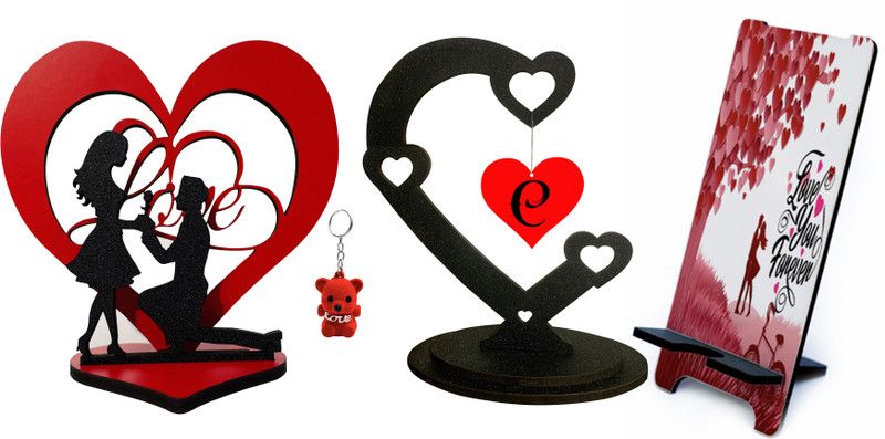 NAWEMA C Letter Showpiece Decorative Showpiece - 12.5 cm  (Wood, Red)