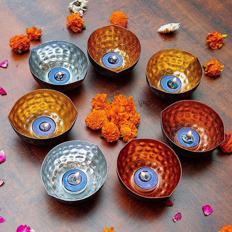 StatueStudio Tealight Candle Holder 7 Bowls Tealight Candle Stand for Home Décor & Gifting Iron 7 - Cup Tealight Holder Set  (Multicolor, Pack of 7)