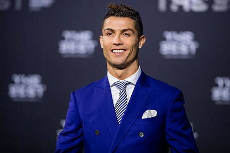 Football, 4K, Cristiano Ronaldo HD wallpaper, Poster Paper Print  (18 inch X 12 inch)