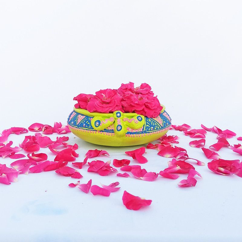 goodselite exports and imports Green Clay Terracotta/ Flower Pot/ Bowl Decorative Showpiece - 5 cm  (Clay, Green)