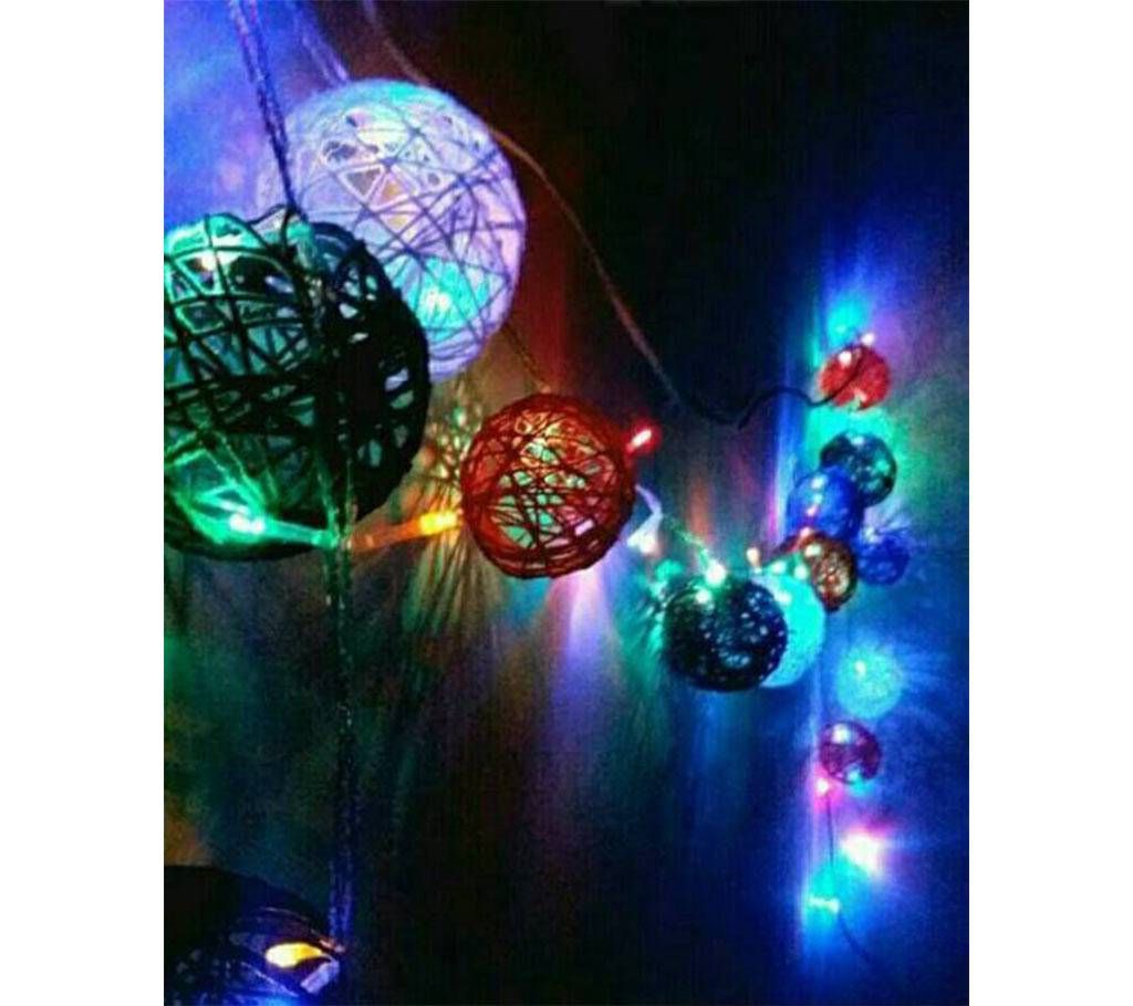 Yarn ball fairy lights