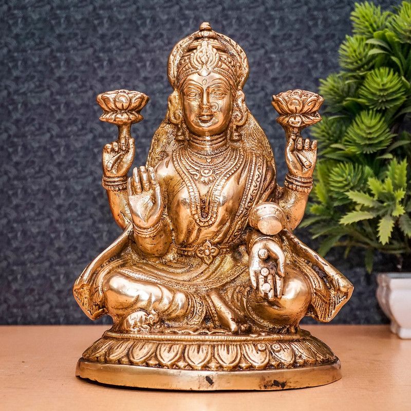 StatueStudio Laxmi statue Lakshmi Idol Lakshami Statue for Home Decor, Diwali & New Year Gift Decorative Showpiece - 19.05 cm  (Brass, Gold)