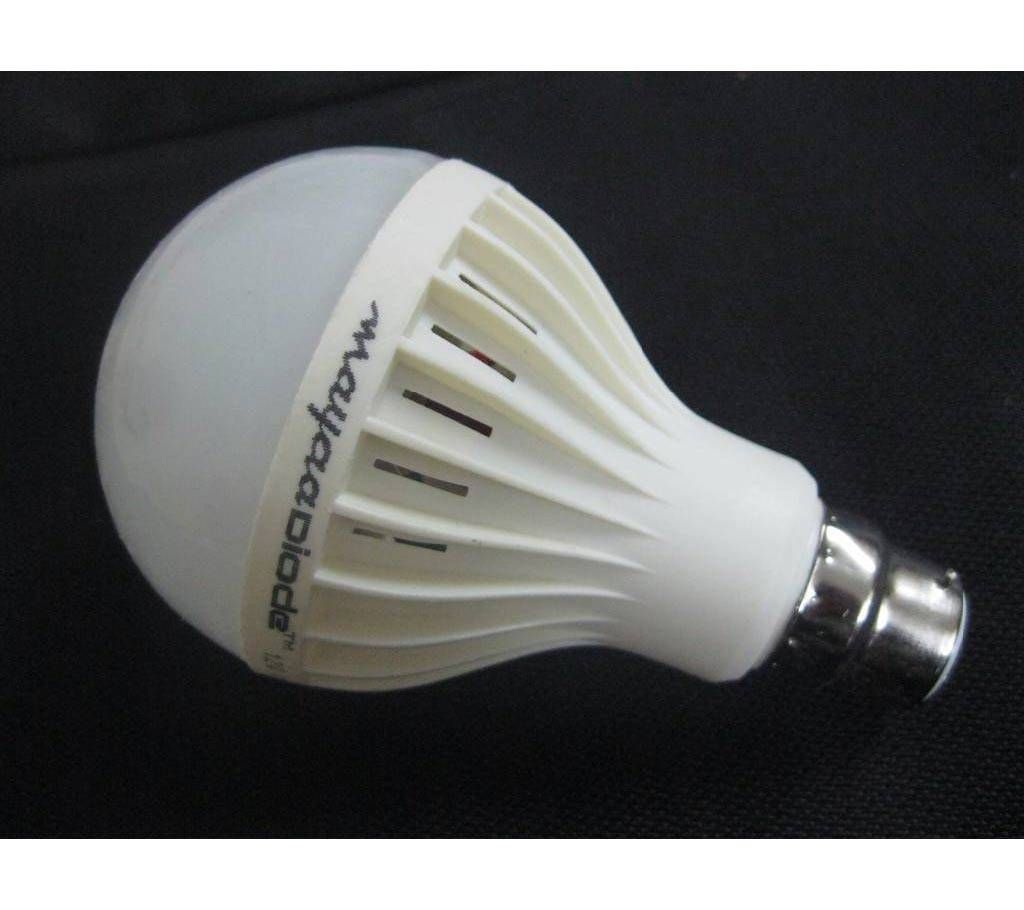AE004 9 Watt LED Bulb
